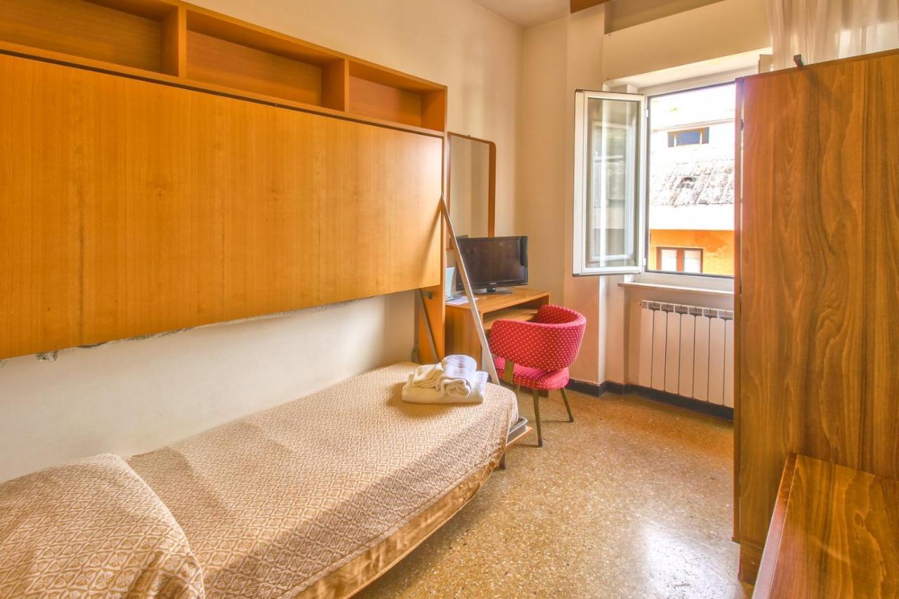 Hotel Minerva Pietra Ligure Exterior foto